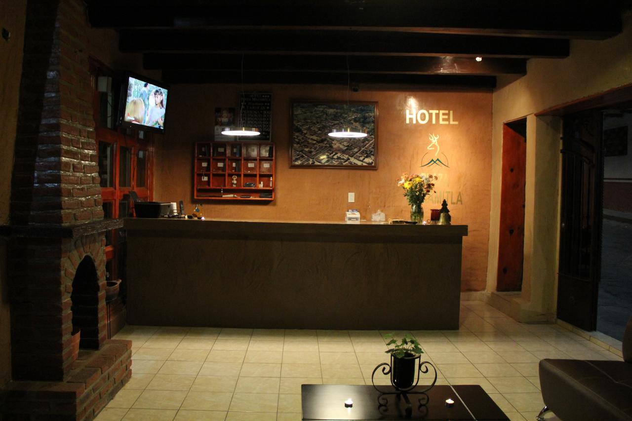 Hotel Plaza มาซามิตลา ภายนอก รูปภาพ